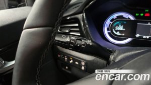 Kia Niro 1.6 HEV 2020 года из Южной Кореи