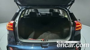 Kia Niro 1.6 HEV 2020 года из Южной Кореи