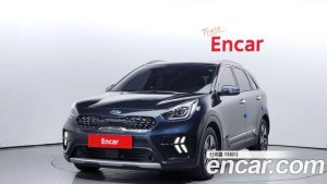 Kia Niro 1.6 HEV 2021 года из Южной Кореи