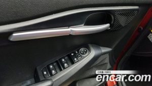 Kia Seltos Дизель 1.6 2WD 2020 года из Южной Кореи