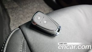 ChevroletGMDaewoo Trailblazer 1.3 Turbo 2WD 2022 года из Южной Кореи
