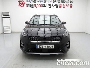 Kia Niro 1.6 HEV 2020 года из Южной Кореи