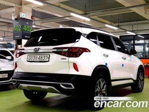 Kia Seltos Бензин 1.6 Turbo 2WD 2020 года из Южной Кореи