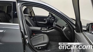 BMW 3-Series 320i Touring 2020 года из Южной Кореи