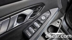 BMW 3-Series 320i Touring 2020 года из Южной Кореи