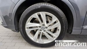 Audi Q7 45 TDI 4WD Premium 2021 года из Южной Кореи