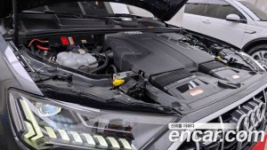 Audi Q7 45 TDI 4WD Premium 2021 года из Южной Кореи