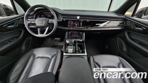 Audi Q7 45 TDI 4WD Premium 2021 года из Южной Кореи