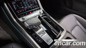 Audi Q7 45 TDI 4WD Premium 2021 года из Южной Кореи