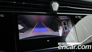 Audi Q7 45 TDI 4WD Premium 2021 года из Южной Кореи