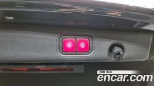Mercedes-Benz E-Class E220d 4MATIC AMG Line 2021 года из Южной Кореи