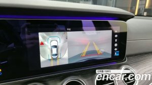 Mercedes-Benz E-Class E220d 4MATIC AMG Line 2021 года из Южной Кореи
