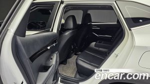 Kia Seltos Бензин 1.6 Turbo 2WD 2022 года из Южной Кореи