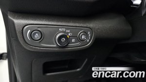 ChevroletGMDaewoo Trailblazer 1.3 Turbo 2WD 2022 года из Южной Кореи