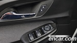 ChevroletGMDaewoo Trailblazer 1.3 Turbo 2WD 2022 года из Южной Кореи