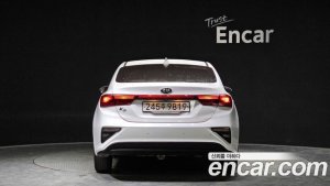 Kia K3 Standard 2021 года из Южной Кореи