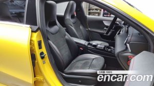 Mercedes-Benz CLA-Class CLA250 4MATIC 2020 года из Южной Кореи