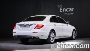 Mercedes-Benz E-Class E220d 4MATIC Exclusive 2020 года из Южной Кореи