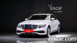 Mercedes-Benz E-Class E220d 4MATIC Exclusive 2020 года из Южной Кореи