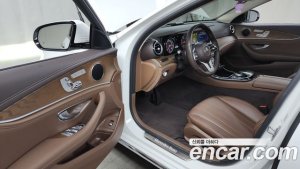 Mercedes-Benz E-Class E220d 4MATIC Exclusive 2020 года из Южной Кореи