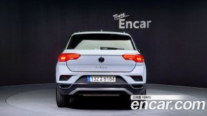 Volkswagen T-Roc 2.0 TDI Style 2021 года из Южной Кореи