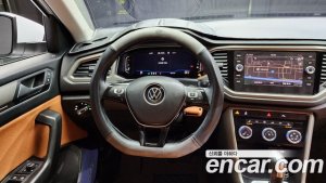 Volkswagen T-Roc 2.0 TDI Style 2021 года из Южной Кореи