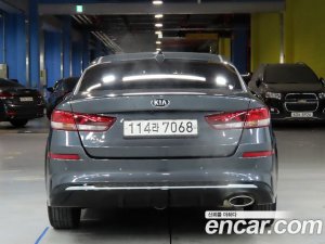 Kia K5 2.0 2020 года из Южной Кореи