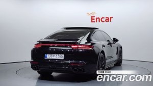 Porsche Panamera 4.0 GTS 2020 года из Южной Кореи