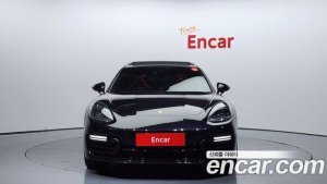 Porsche Panamera 4.0 GTS 2020 года из Южной Кореи