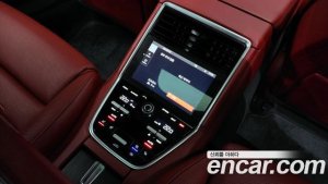 Porsche Panamera 4.0 GTS 2020 года из Южной Кореи