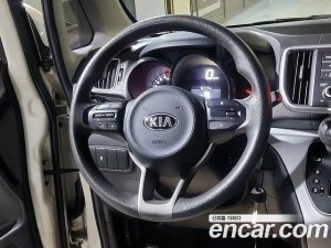 Kia RAY Facelift 2021 года из Южной Кореи