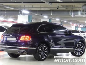 Bentley Bentayga 3.0 Plugin HEV 2020 года из Южной Кореи