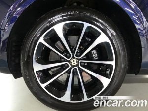 Bentley Bentayga 3.0 Plugin HEV 2020 года из Южной Кореи