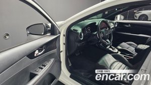 Kia K3 1.6 Turbo GT 5Door 2022 года из Южной Кореи