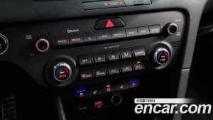 Kia Sportage Дизель 1.6 2WD 2022 года из Южной Кореи