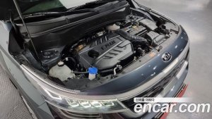 Kia Seltos Дизель 1.6 2WD 2020 года из Южной Кореи