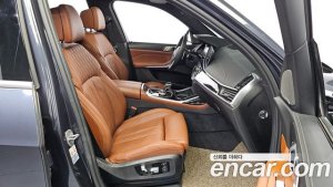 BMW X7 xDrive 40d M Sport 6인승 2021 года из Южной Кореи