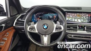 BMW X7 xDrive 40d M Sport 6인승 2021 года из Южной Кореи