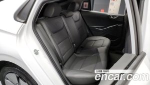Hyundai Ioniq 1.6 HEV 2020 года из Южной Кореи