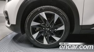 Kia Seltos Бензин 1.6 Turbo 2WD 2022 года из Южной Кореи