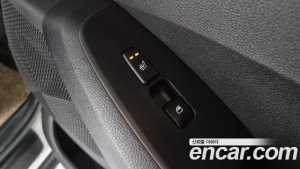 Kia Seltos Бензин 1.6 Turbo 2WD 2022 года из Южной Кореи