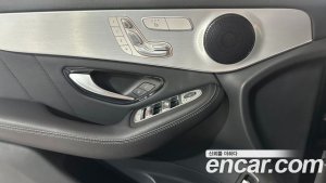 Mercedes-Benz GLC-Class GLC220 d 4MATIC Coupe 2021 года из Южной Кореи