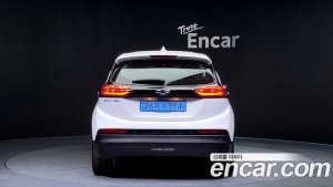 ChevroletGMDaewoo Bolt EV EV Premium 2022 года из Южной Кореи