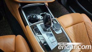 BMW 7-Series 740Li xDrive Design Pure Excellence 2020 года из Южной Кореи