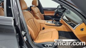 BMW 7-Series 740Li xDrive Design Pure Excellence 2020 года из Южной Кореи