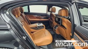 BMW 7-Series 740Li xDrive Design Pure Excellence 2020 года из Южной Кореи