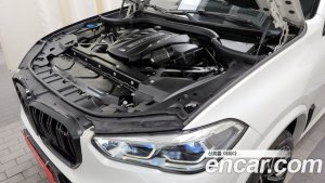 BMW X5M 4.4 Competition 2021 года из Южной Кореи