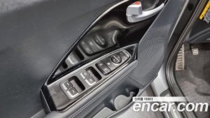 Kia Niro 1.6 HEV 2020 года из Южной Кореи