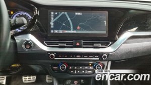 Kia Niro 1.6 HEV 2020 года из Южной Кореи