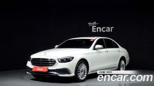 Mercedes-Benz E-Class E220d 4MATIC Exclusive 2021 года из Южной Кореи